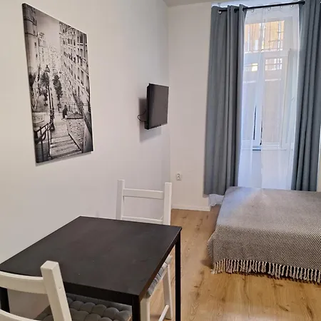 City Studio Apartman *